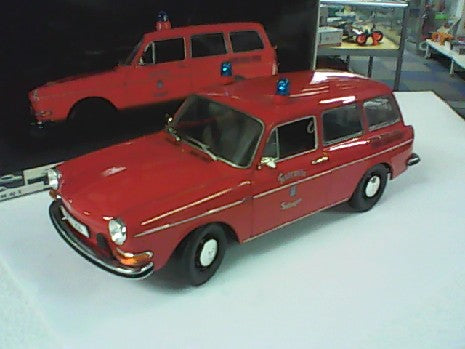 Volkswagen VW1600 L Variant 1972 Feuerwehr 1/18 - Modèle Miniature