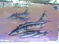 DOUGLAS SKYHAWK A-4F 1/32