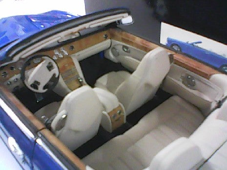 BENTLEY AZURE 2006 - Miniature de Voiture 1/18 Bleu