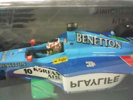 Miniature Formule 1 Benetton B 199 A. Wurz 1/43 par Minichamps
