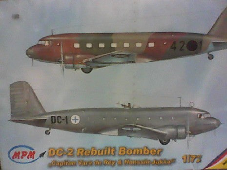 Maquette Avion DC-2 Rebuilt Bomber 1/72 - MPM