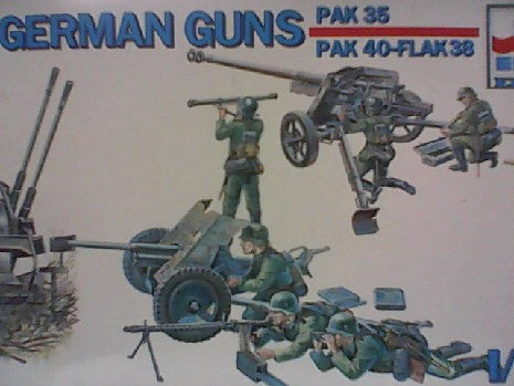 W.W II GERMAN GUNS PAK 35  PAK 40 FLAK38  1/72