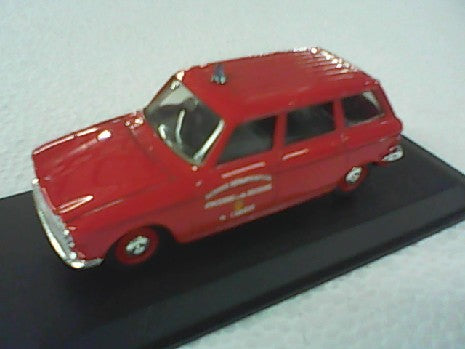 PEUGEOT 204 BREAK POMPIER 1/43