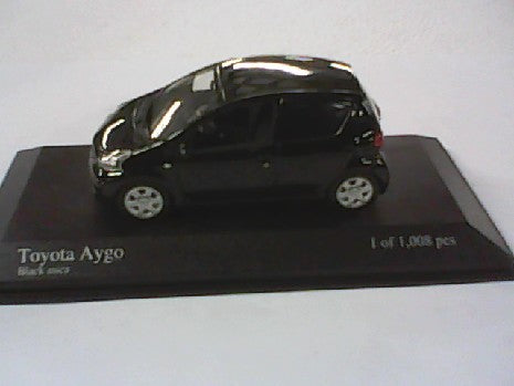 TOYOTA AYGO 2005 NOIR 1/43