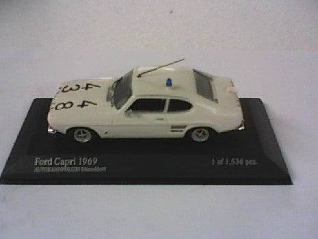 Miniature de la Ford Capri 1969 Police de Düsseldorf - Minichamps 1/43