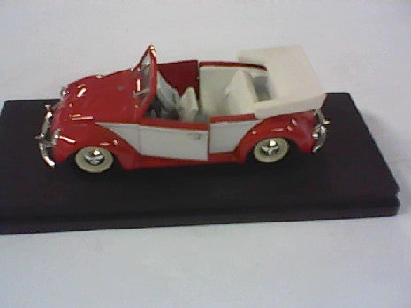 VOLKSWAGEN KARMANN 1/43 - Miniature de Collection