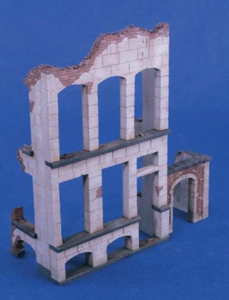 RUINE MAISON VILLE EUROPE1/35