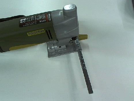 SS 230/E - Scie-sauteuse 100W avec rÚgulation en coffret avec 4