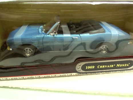 1969 CORVAIR MONZA BLEU 1/18
