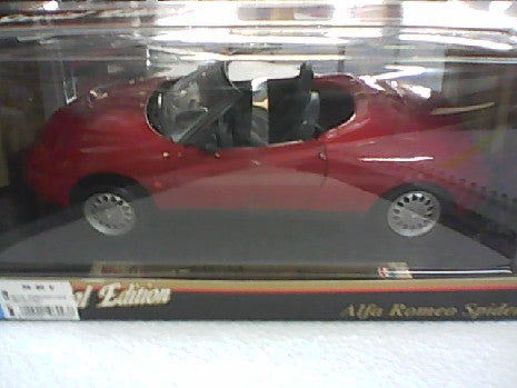 ALFA ROMEOSPIDER 1995 1/18 ROUGE