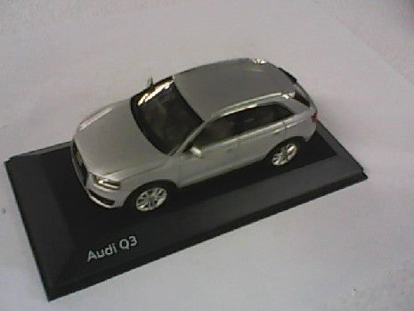 AUDI Q3 ICE SILVER 1/43