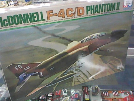 Maquette Avion TAMIYA F-4C/D Phantom 1/72 - Véhicule Militaire Historique