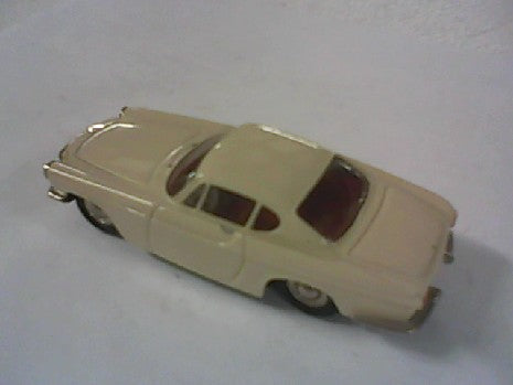 VOLVO P1800 1960 BLANCHE 1/43