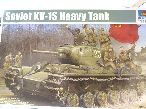 KV-1S CHAR LOUR SOVIETIQUE 1944 1/35