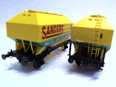 SET DE 2 WAGONS CEREALIERS SANDERS HO