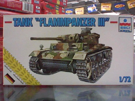 TANK FLAMMPANZER III  1/72