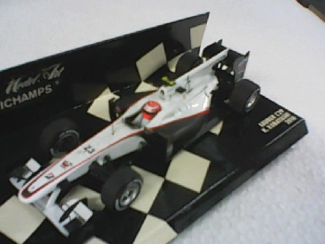 SAUBER MOTORSPORT C29 - KAMUI KOBAYASHI - 2010 1/43