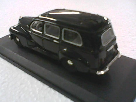 PEUGEOT 203 GENDARMERIE NOIRE - Miniature Authentique 1/43