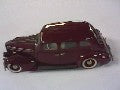 PACKARD 4-DOOR SEDAN 1937 ROUGE 1/43