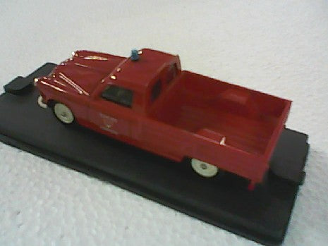 PEUGEOT 403 Pompier Miniature 1/43 - Modèle Réaliste de Véhicule de Secours