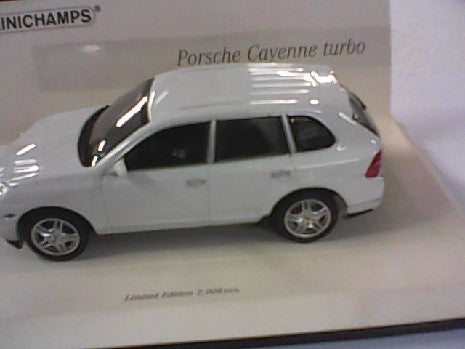 PORSCHE CAYENNE TURBO