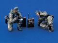 EQUIPE RADIO ALL. WW2    1/35