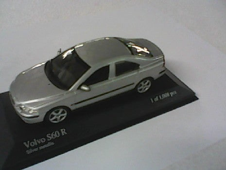 VOVLVO S60R 2003 GRISE METAL 1/43