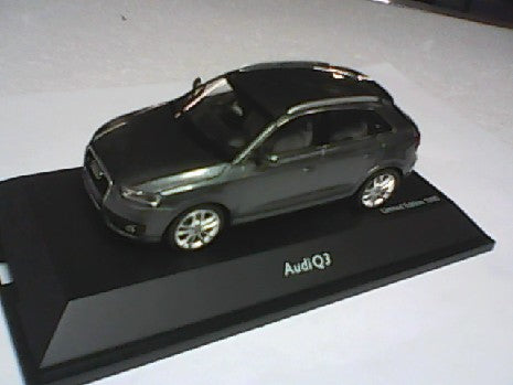 AUDI Q3 ARGENT 1/43