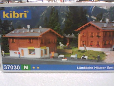 SET DE 2 MAISONS CHALETS N