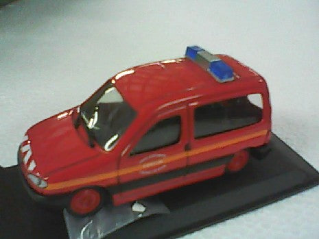 PEUGEOT APRTNER POMPIER