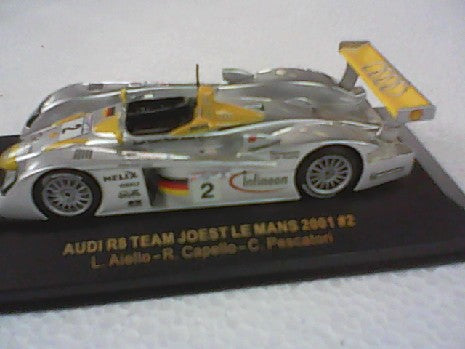Audi R8 LM 2001 N2 - Maquette de Voiture Miniature 1/43