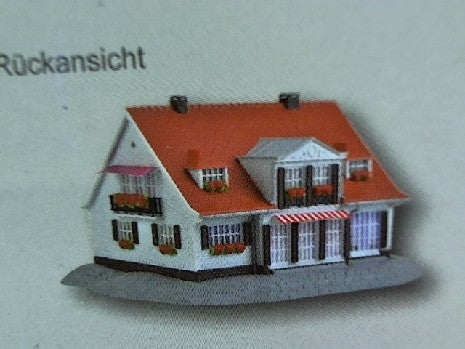 MAISON HO