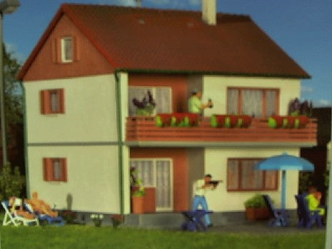 MAISON HO