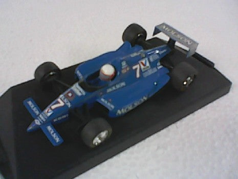Maquette de la voiture de course LOLA MOLSON INDY 93 1/43 - ONYX