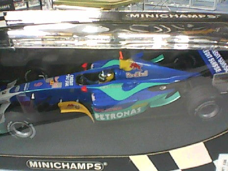 SAUBER PETRONAS C22 HEIDFELD 1/18