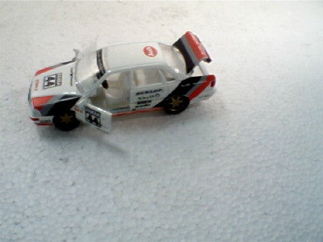 Audi V8 DTM Miniature 1/43 - Modèle de Course Précis