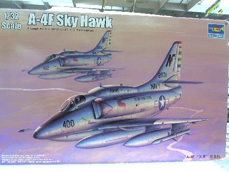DOUGLAS SKYHAWK A-4F 1/32