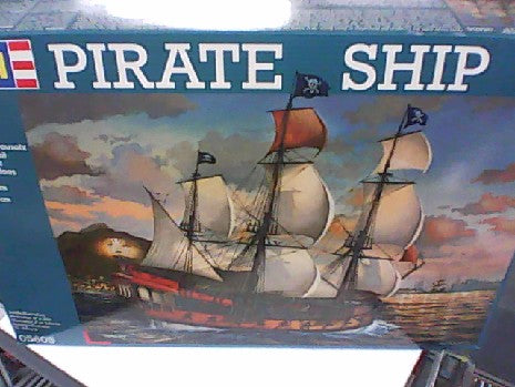 BATEAU PIRATE 1/72