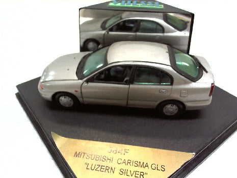 MITSUBISHI CARISMA GLS 1/43 SILVER