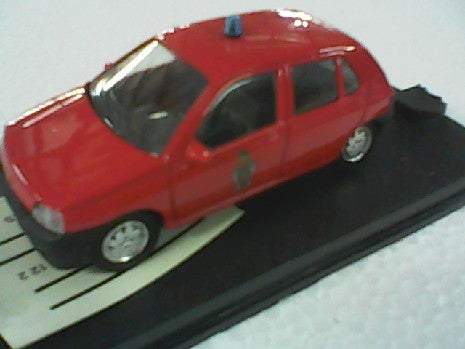 Maquette CLIO 4 PORTES 1/43 - VEREM
