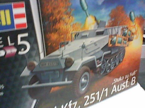 Sd.Kfz. 251/1 Ausf.B"Stuka zu Fu 1:35