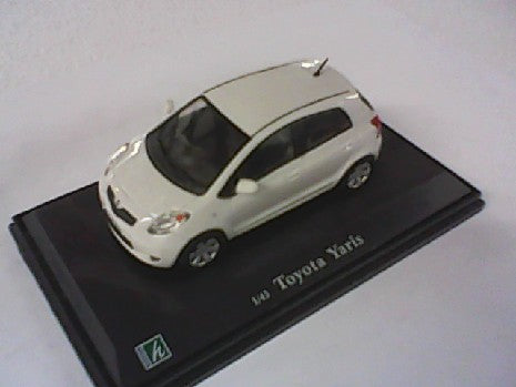 TOYOTA YARIS 2006 BLANCHE 1/43