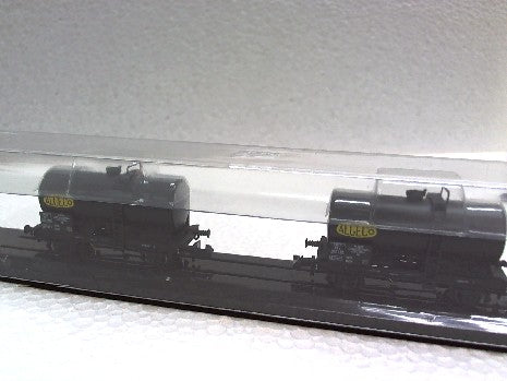 4 WAGONS CITERNES SOUDEE ACEM 29 TOTAL ET ALGECO N