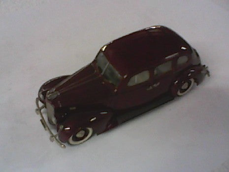 PACKARD 4-DOOR SEDAN 1937 ROUGE 1/43