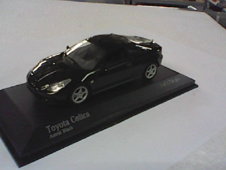 Miniature voiture Toyota Celica 1/43 en noir - Minichamps