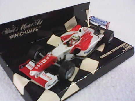 Miniature Formule 1 Toyota TF102 Alain McNish 1/43 par Minichamps