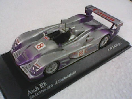 Modèle réduit Audi R8 Sport McNish/Biel 1/43 - Minichamps