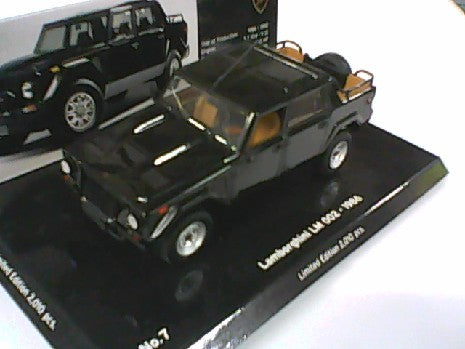 MINICHAMPS Lamborghini LM002 Noire 1/43 - Modèle de Collection