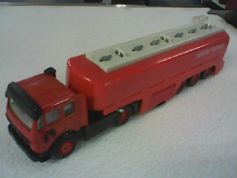 CAMION CITERNE POMPIER TANKER