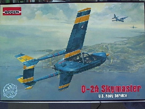 Maquette 0-2A SKYMESTER U.S NAVY SERVICE 1/32 - RODEN